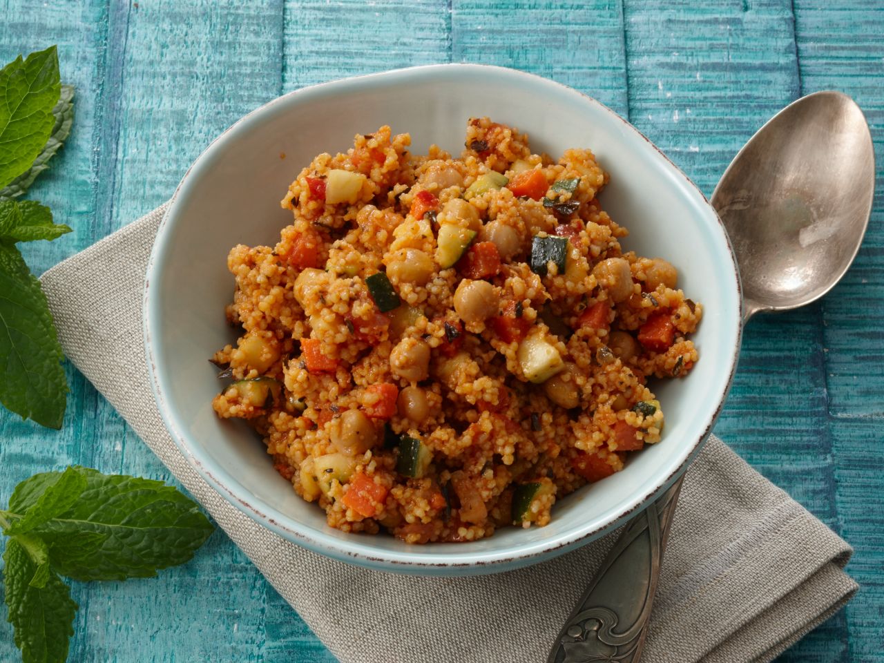 Orientalischer Couscous-Kichererbsen-Salat · 400g Orientalischer Couscous-Kichererbsen-Salat · 400g