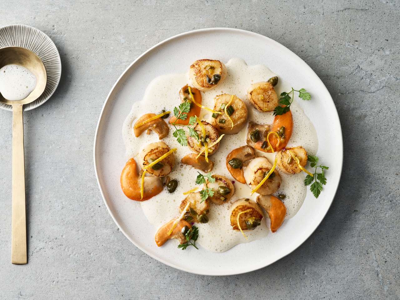 Handgetauchte Jakobsmuscheln XXL ·  4 Stück · TK Handgetauchte Jakobsmuscheln XXL ·  4 Stück · TK