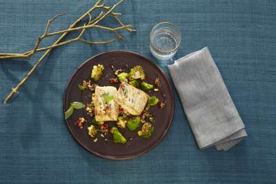 Steinbutt mit Romanesko & Pinienvinaigrette