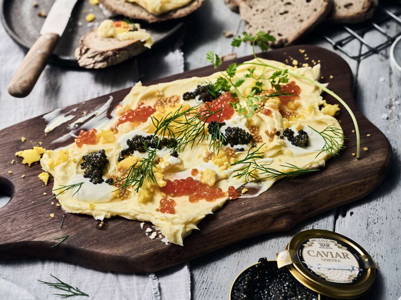 Rezept: Butter Board mit Kaviar