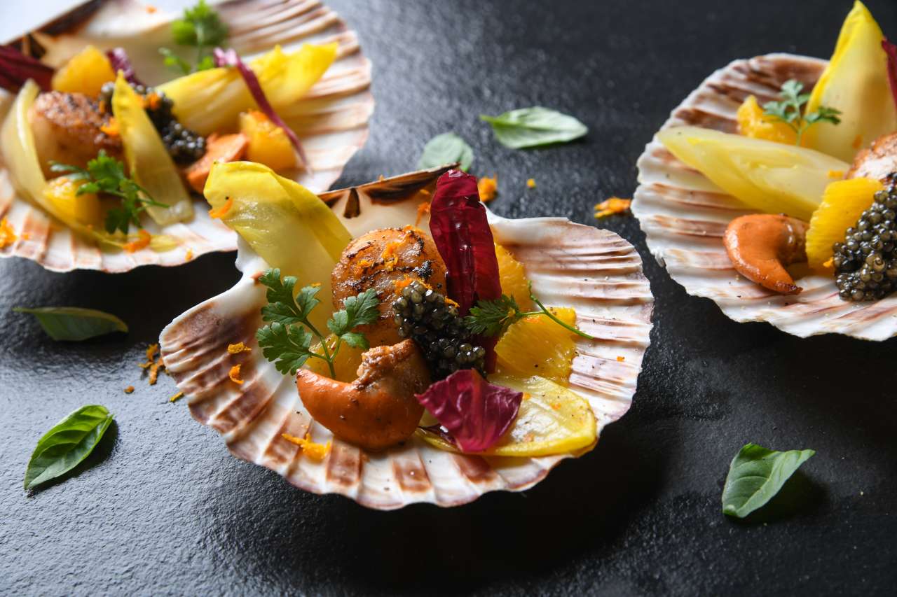 Rezept: Jakobsmuscheln mit Kaviar Rezept: Jakobsmuscheln mit Kaviar