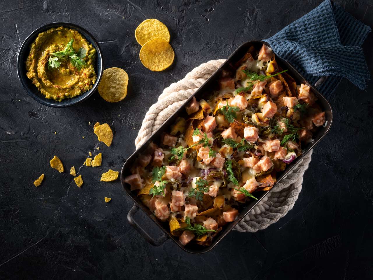 Überbackene Nachos mit Lachs