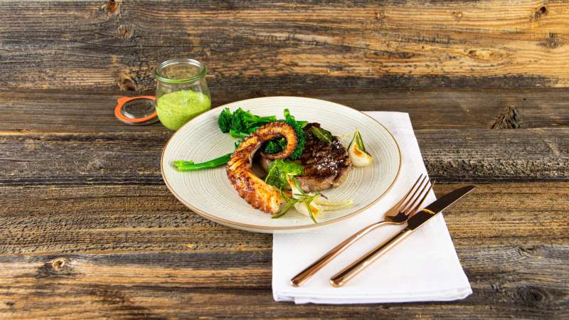 Surf & Turf mit Pulpo Surf & Turf mit Pulpo