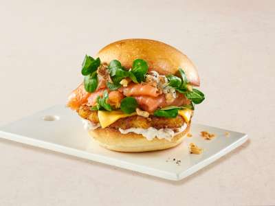 Räucherlachs-Burger mit Rösti