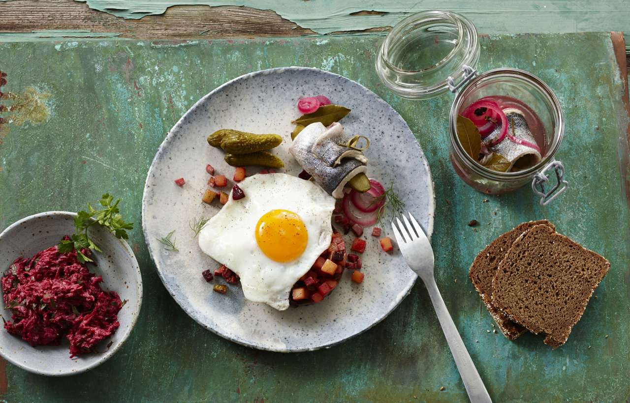 Emder Bratrollmöpse Emder Bratrollmöpse