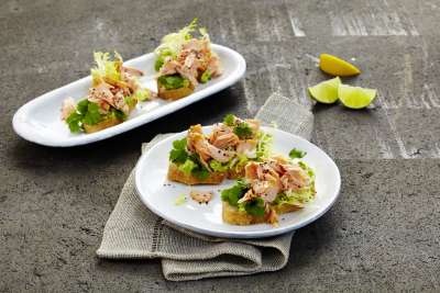 Pulled-Salmon-Crostini