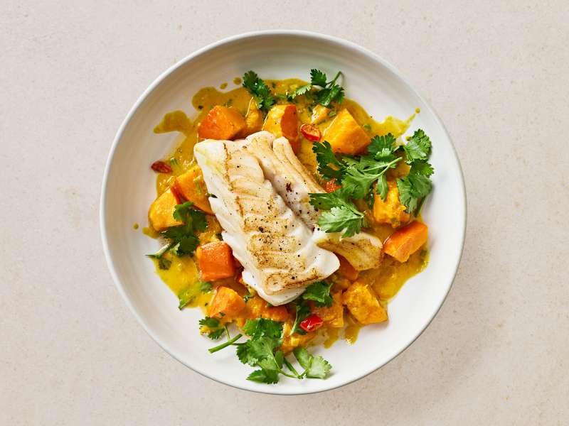 Kabeljaufilet mit Butterkürbis in Kokosmilch Kabeljaufilet mit Butterkürbis in Kokosmilch