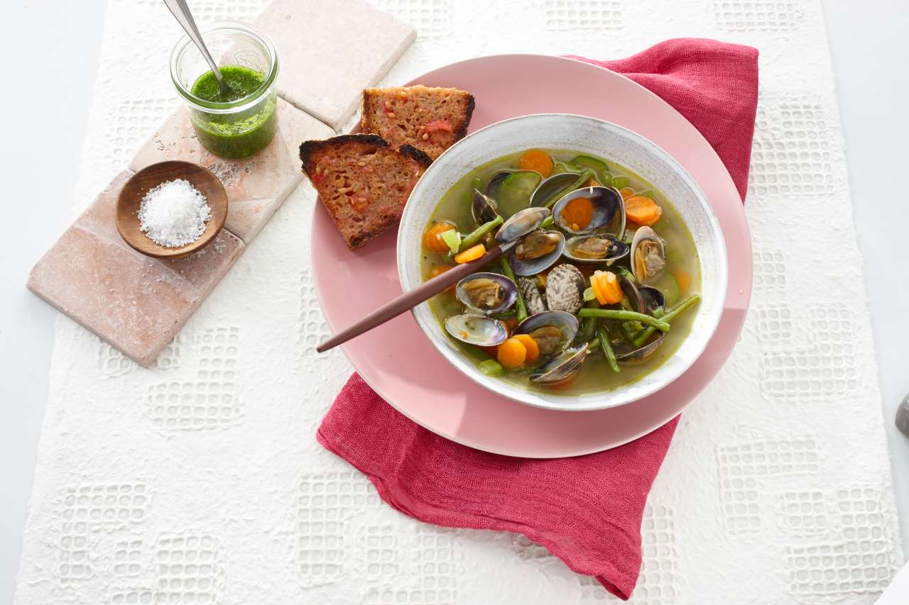 Rezept: Minestrone mit Venusmuscheln Rezept: Minestrone mit Venusmuscheln
