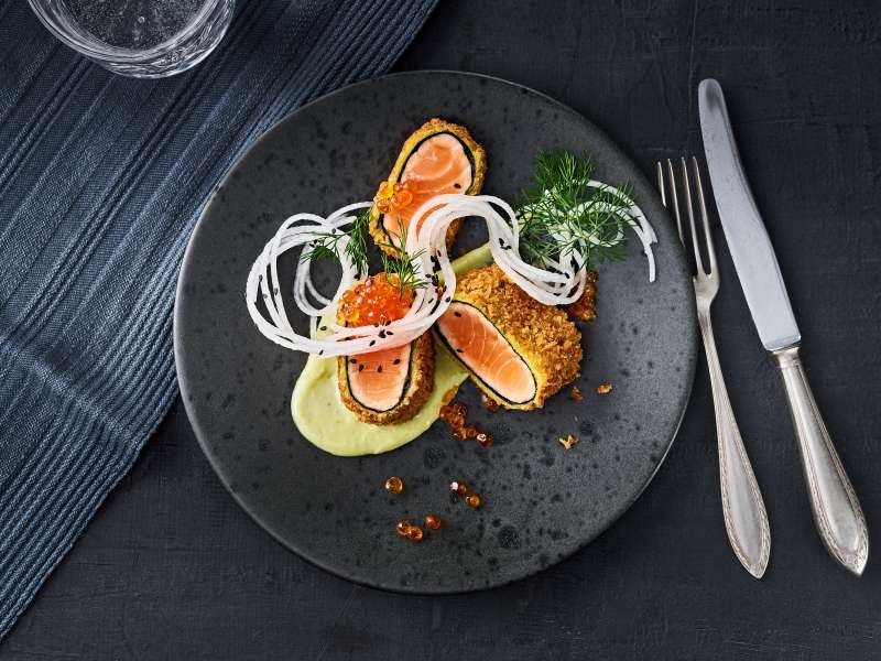Crispy Lachs mit Wasabi-Mayonnaise 