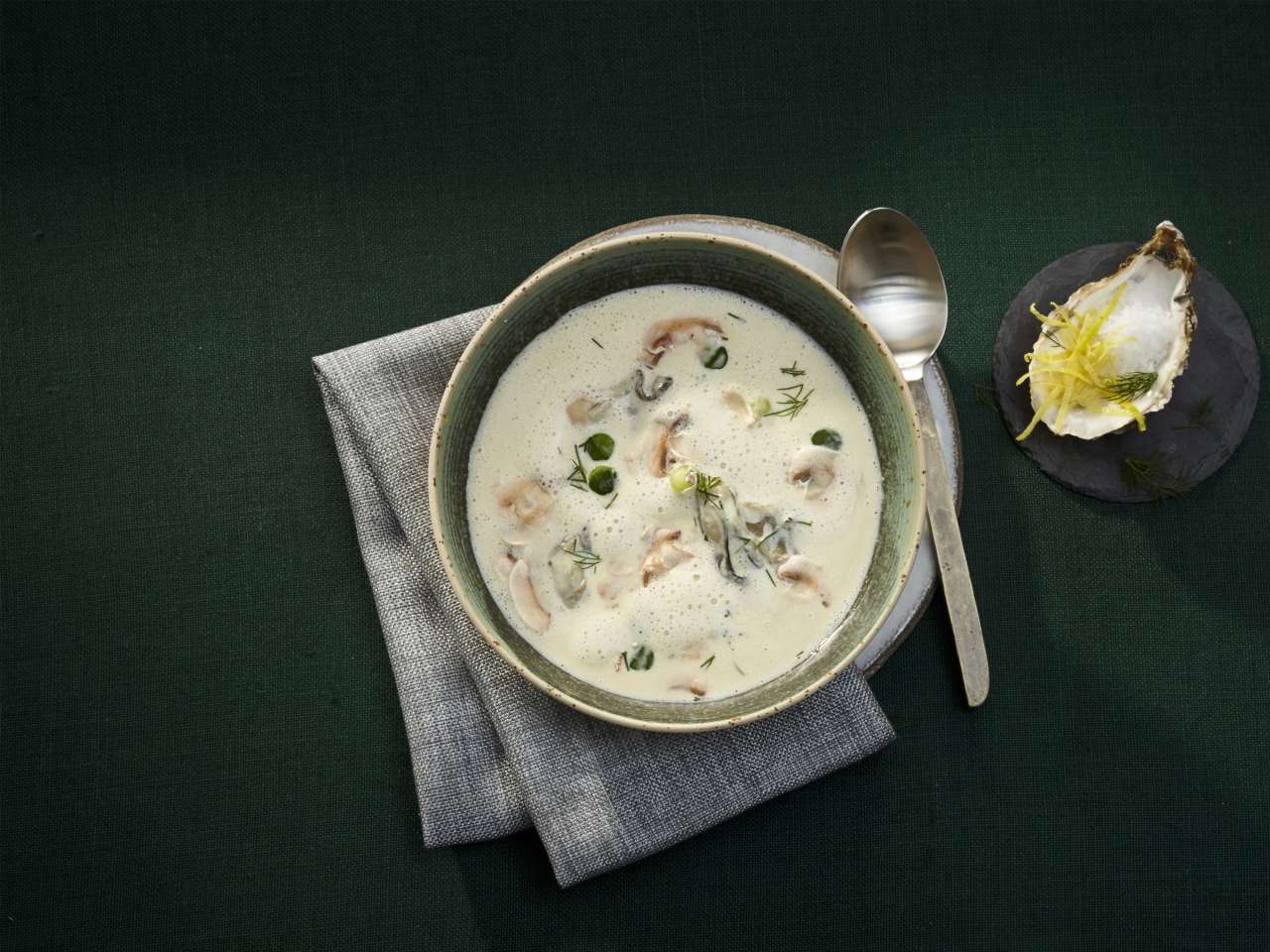 Rezept: Geschäumtes Austernsüppchen  Rezept: Geschäumtes Austernsüppchen