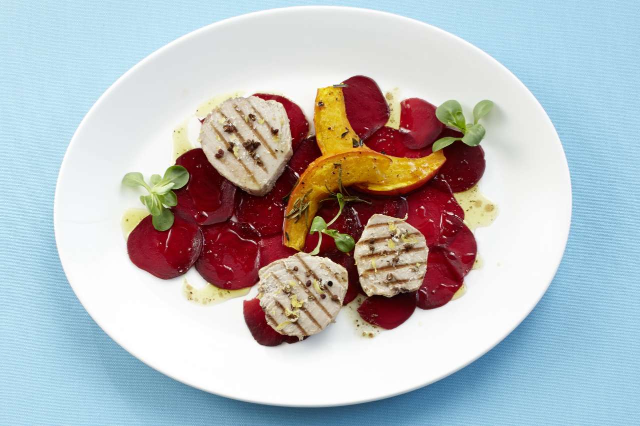Rezept: Thunfisch mit Rote Bete & Kürbis